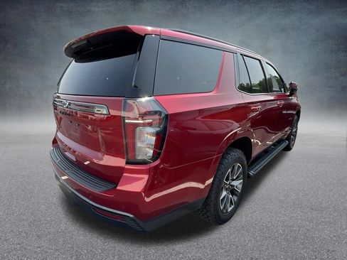 Used 2021 Chevrolet Tahoe Z71 w/ Luxury Package AWD/4WD image 6