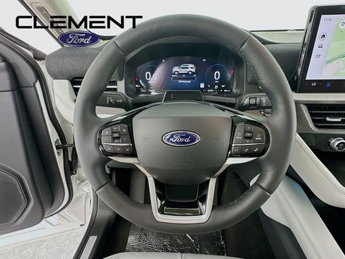 New 2026 Ford Explorer Platinum w/ LUX Leather Package AWD/4WD image 14
