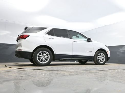 Used 2024 Chevrolet Equinox LT image 36