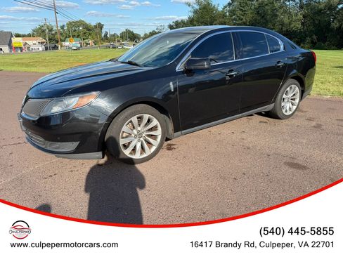 Used 2015 Lincoln MKS FWD image 2