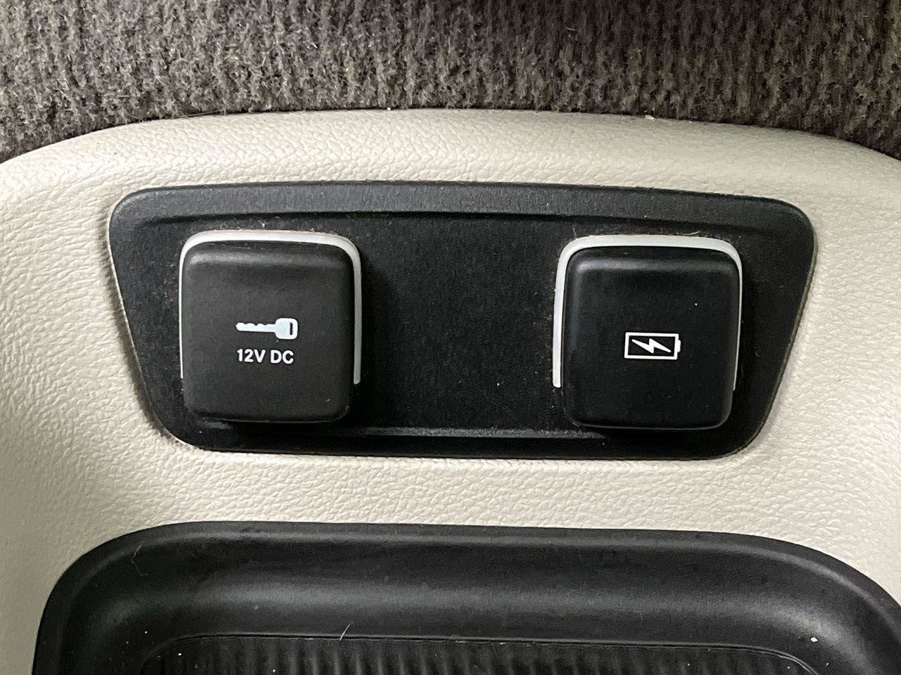 Used 2021 Chrysler Voyager Lxi FWD image 20