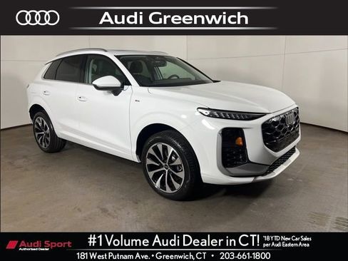New 2026 Audi Q3 quattro 2.0T AWD/4WD image 1