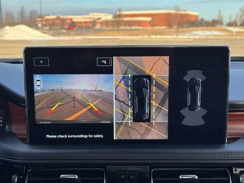 Used 2022 Lincoln Nautilus Reserve w/ Equipment Group 201A image 19