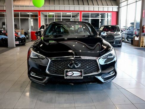 Used 2022 INFINITI Q60 3.0t Luxe w/ Essential Package image 2