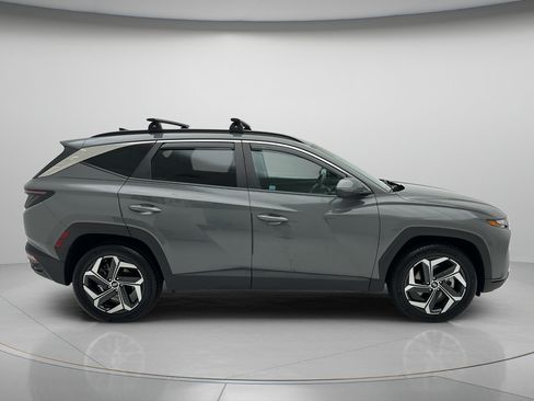 Used 2024 Hyundai Tucson SEL w/ Convenience Package AWD/4WD image 3