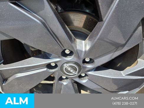 Used 2025 Nissan Rogue SV FWD image 27
