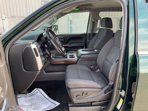 Used 2017 GMC Sierra 1500 SLE w/ SLE Value Package AWD/4WD image 9