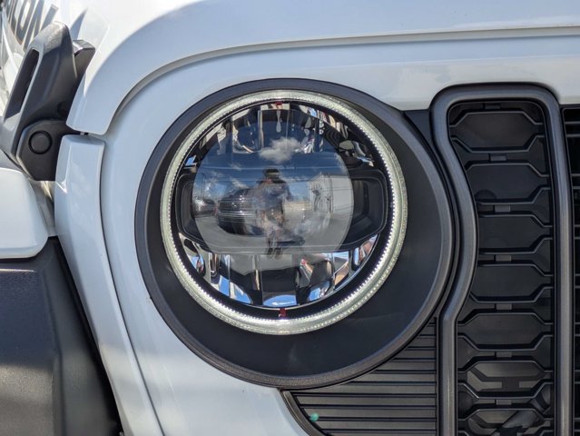 Used 2024 Jeep Wrangler Unlimited Rubicon 392 AWD/4WD image 9