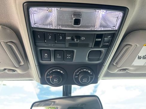 Used 2018 Toyota 4Runner TRD Off-Road Premium AWD/4WD image 35