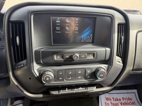 Used 2018 Chevrolet Silverado 1500 Custom w/ Custom Value Package image 12