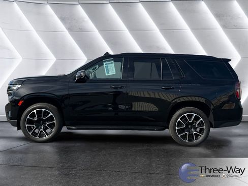 Used 2022 Chevrolet Tahoe RST w/ Luxury Package image 2