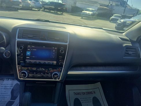 Used 2019 Subaru Outback 2.5i Limited w/ Popular Package #2 image 18