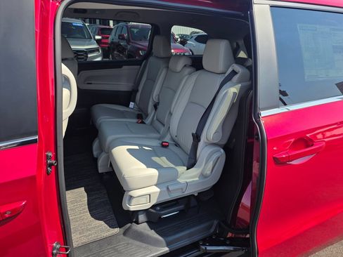New 2026 Honda Odyssey EX-L image 11