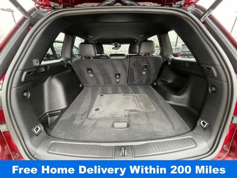 Used 2024 Jeep Grand Cherokee Altitude image 31
