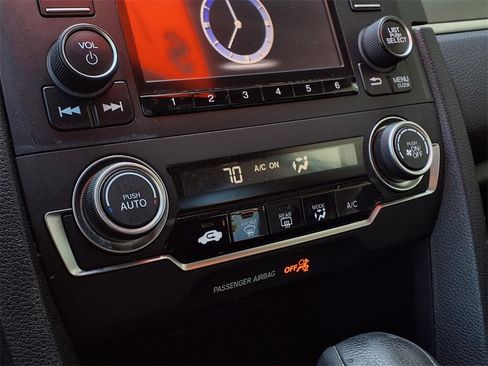 Used 2017 Honda Civic LX image 9