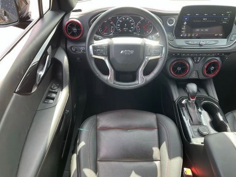 Used 2025 Chevrolet Blazer RS AWD/4WD image 9