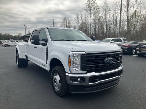 New 2026 Ford F350 XL AWD/4WD image 3
