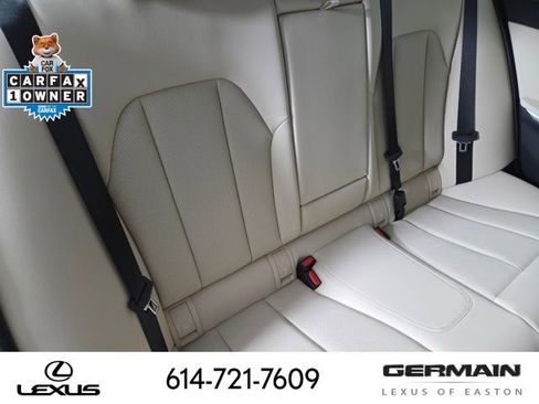 Used 2025 BMW 330i xDrive Sedan w/ Premium Package AWD/4WD image 22