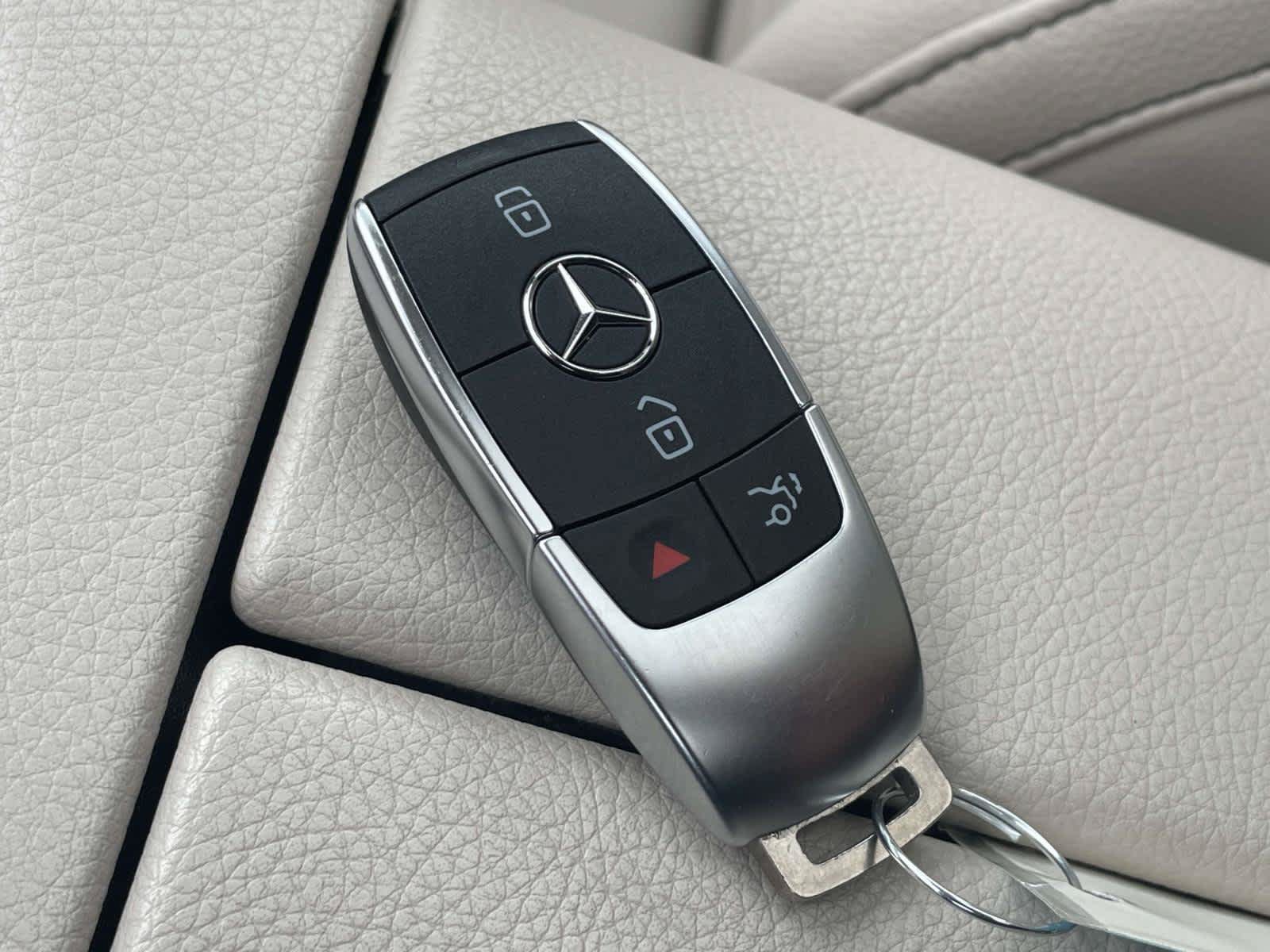 Used 2023 Mercedes-Benz GLE 450 4MATIC image 4
