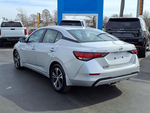 Used 2023 Nissan Sentra SV image 4