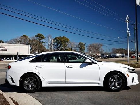 Used 2024 Kia K5 LXS image 9