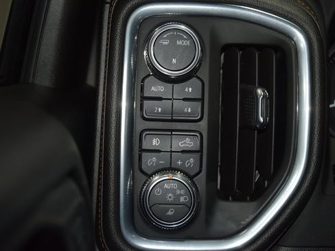 Used 2023 GMC Sierra 2500 AT4 w/ AT4 Premium Plus Package image 37