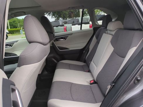 Certified 2025 Toyota RAV4 XLE w/ Convenience Package FWD image 13
