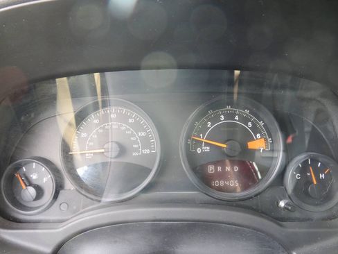 Used 2016 Jeep Patriot High Altitude AWD/4WD image 15