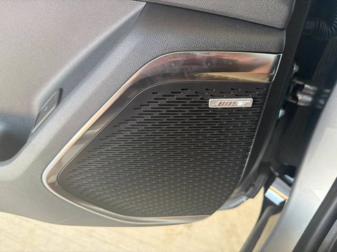 New 2026 Chevrolet Traverse RS w/ LPO, Floor Liner Package FWD image 25