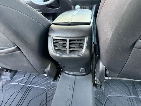 Used 2019 Chevrolet Malibu LT image 22