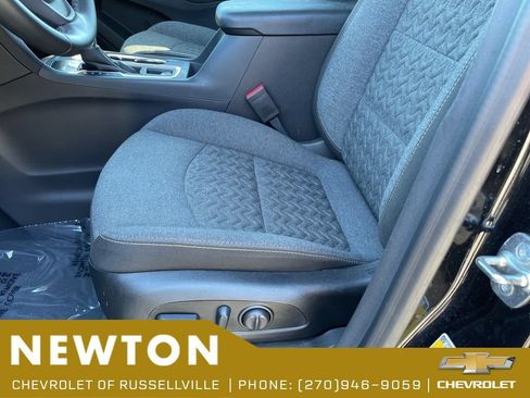 Used 2024 Chevrolet Equinox LT w/ LPO, Floor Liner Package FWD image 6