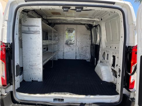 Used 2016 Ford Transit 250 130 Low Roof w/ Exterior Upgrade Package RWD image 10