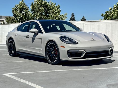 Used 2023 Porsche Panamera GTS AWD/4WD image 10