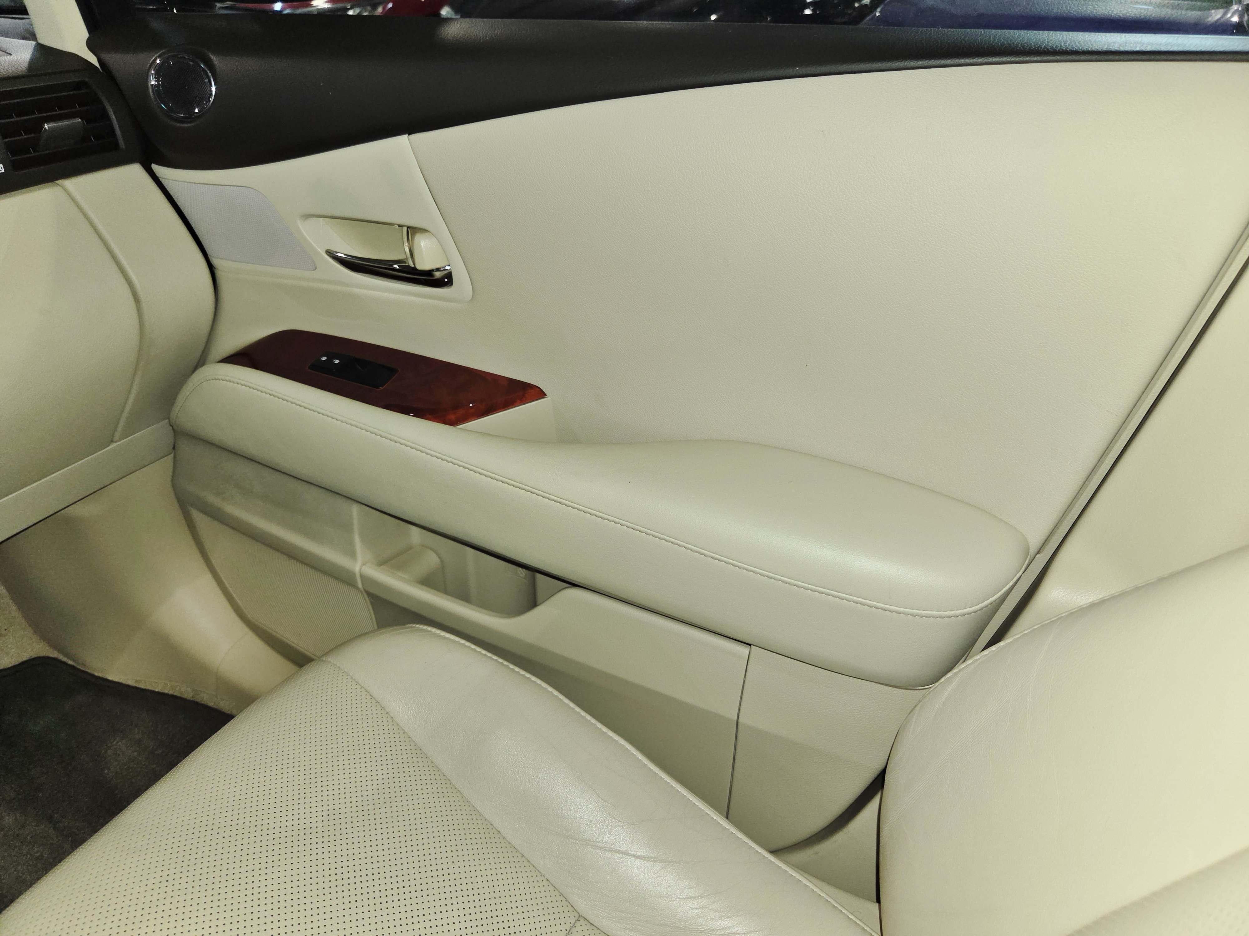Used 2012 Lexus RX 350 AWD w/ Premium Pkg image 38