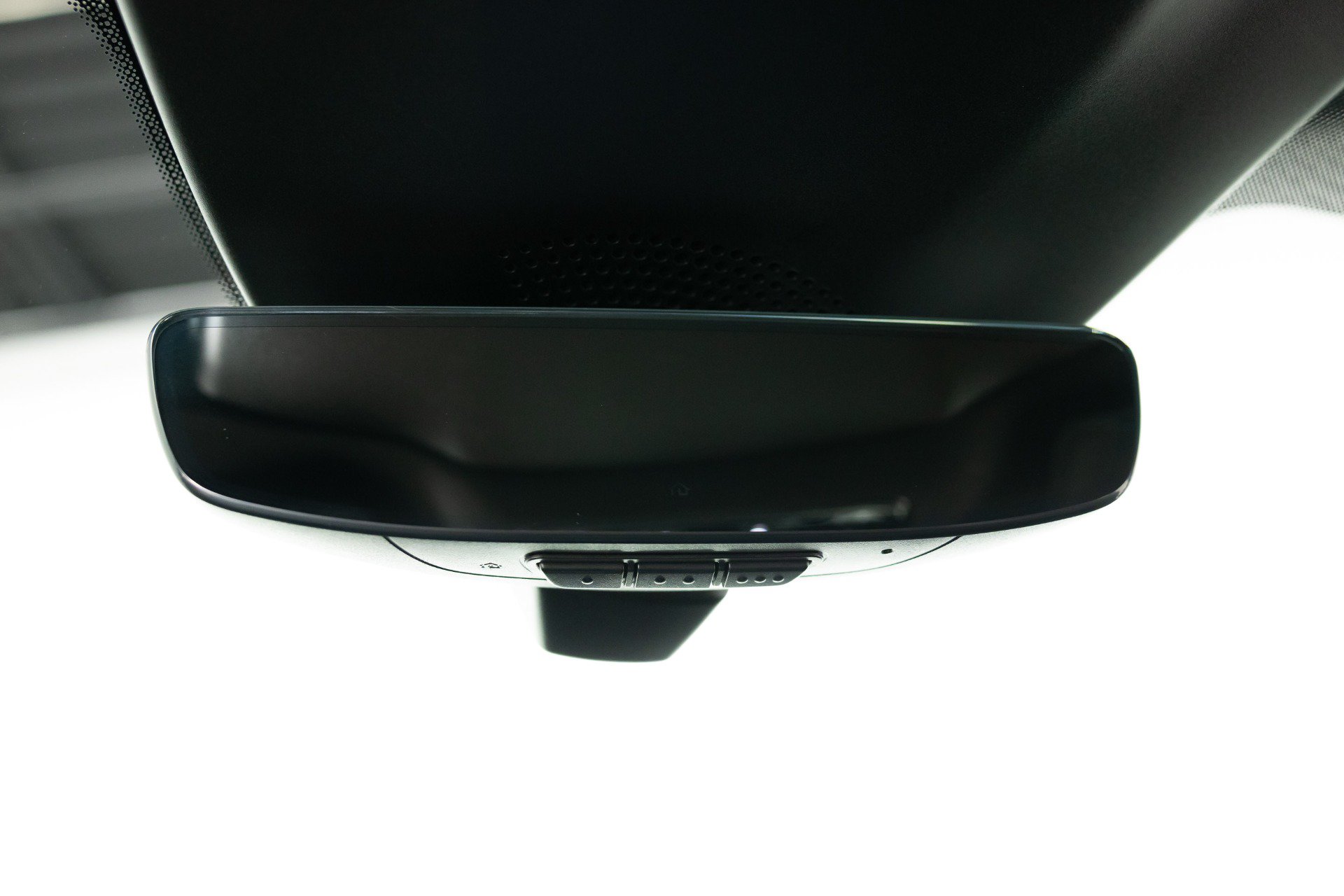 Certified 2023 Ferrari Roma RWD image 91
