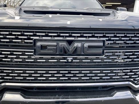 Used 2020 GMC Sierra 3500 Denali w/ Denali Ultimate Package AWD/4WD image 5