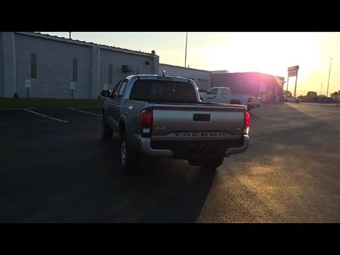 Used 2022 Toyota Tacoma SR image 7