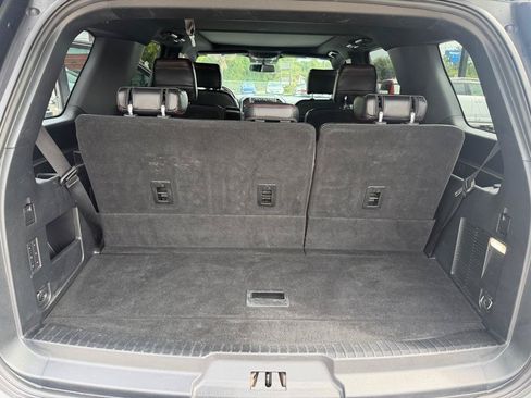 Used 2020 Ford Expedition Limited w/ Equipment Group 303A RWD image 21