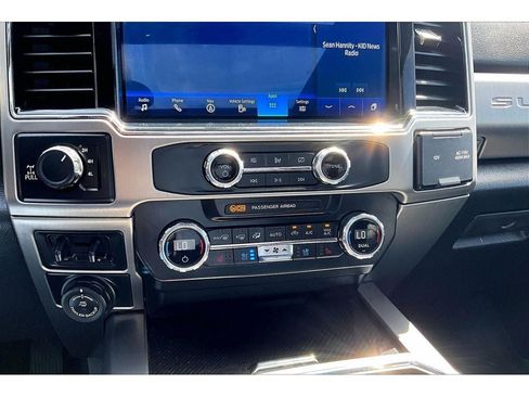 Used 2022 Ford F350 Platinum AWD/4WD image 25