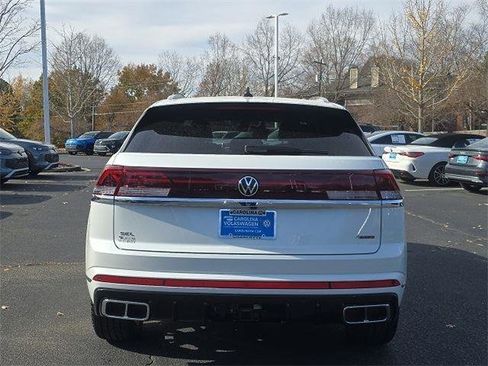New 2026 Volkswagen Atlas Cross Sport SEL Premium R-Line image 5
