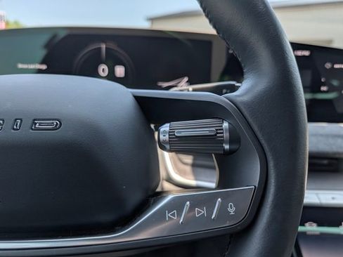 Used 2024 Lucid Air Touring AWD/4WD image 21