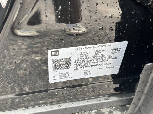 Certified 2023 Chevrolet Traverse LT FWD image 24