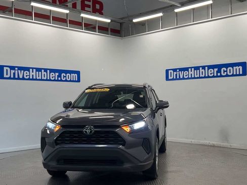 Used 2019 Toyota RAV4 LE w/ Carpet Mat Package FWD image 3