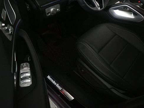 Certified 2025 Mercedes-Benz GLE 350 4MATIC image 7