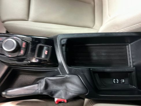 Used 2016 BMW 228i Convertible image 18