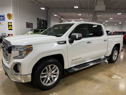 Used 2020 GMC Sierra 1500 SLT image 4