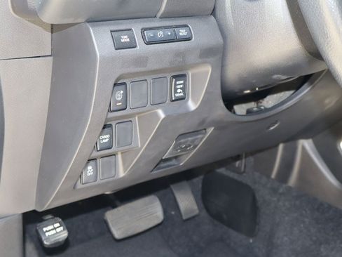 Used 2024 Nissan Frontier SL w/ Technology Package RWD image 24
