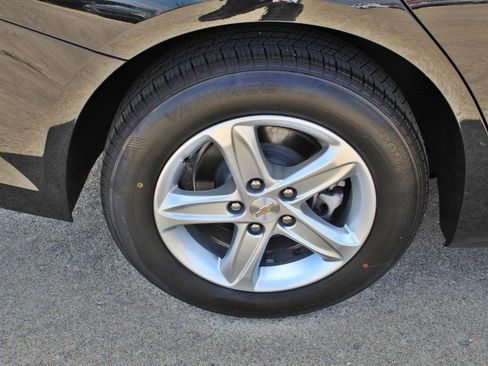 Used 2024 Chevrolet Malibu LT image 10