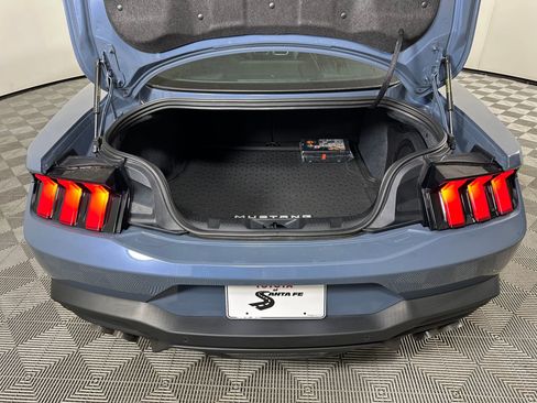 Used 2024 Ford Mustang Premium image 31