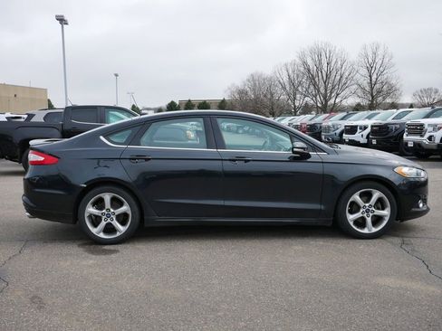 Used 2015 Ford Fusion SE w/ Equipment Group 201A image 8